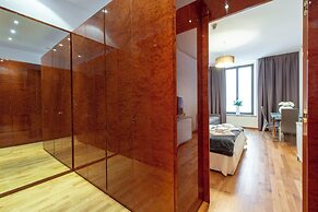 Milan Royal Suites & Luxury Apartments