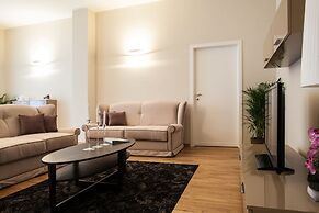 Milan Royal Suites & Luxury Apartments