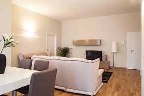 Milan Royal Suites & Luxury Apartments