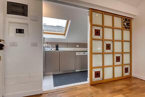Milan Royal Suites & Luxury Apartments