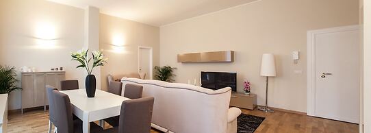 Milan Royal Suites & Luxury Apartments