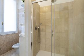 Milan Royal Suites & Luxury Apartments