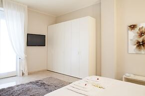 Milan Royal Suites & Luxury Apartments