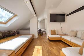 Milan Royal Suites & Luxury Apartments