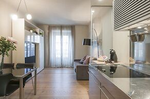 Milan Royal Suites & Luxury Apartments