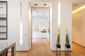 Milan Royal Suites & Luxury Apartments