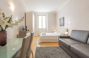 Milan Royal Suites & Luxury Apartments