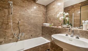 Milan Royal Suites & Luxury Apartments