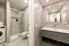 Milan Royal Suites & Luxury Apartments