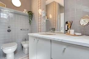 Milan Royal Suites & Luxury Apartments