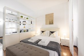 Milan Royal Suites & Luxury Apartments