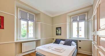 Milan Royal Suites & Luxury Apartments