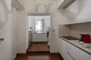 Milan Royal Suites & Luxury Apartments