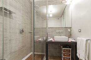 Milan Royal Suites & Luxury Apartments