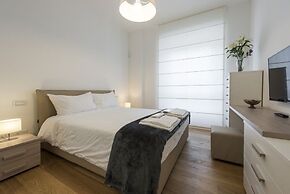 Milan Royal Suites & Luxury Apartments