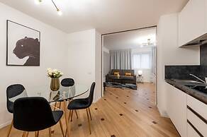 Milan Royal Suites & Luxury Apartments