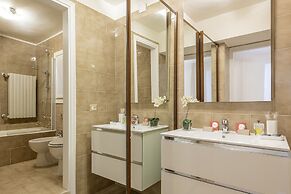 Milan Royal Suites & Luxury Apartments