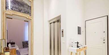 Milan Royal Suites & Luxury Apartments