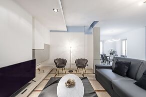 Milan Royal Suites & Luxury Apartments