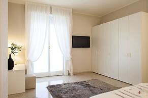 Milan Royal Suites & Luxury Apartments