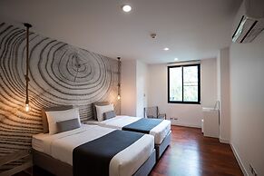 Benviar Tonson Residence