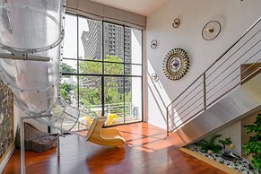 Benviar Tonson Residence