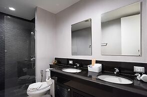 Benviar Tonson Residence