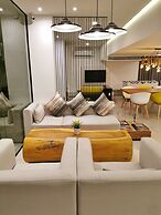 Benviar Tonson Residence