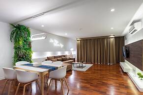 Benviar Tonson Residence