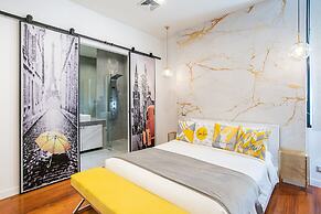 Benviar Tonson Residence