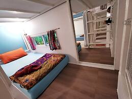Glur Hostel