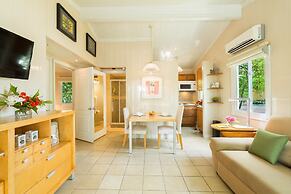 Kokomo Botanical Resort - Caribbean Family Cottages