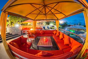 Kokomo Botanical Resort - Caribbean Family Cottages