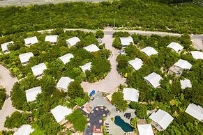 Kokomo Botanical Resort - Caribbean Family Cottages