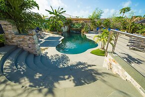 Kokomo Botanical Resort - Caribbean Family Cottages