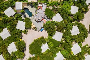 Kokomo Botanical Resort - Caribbean Family Cottages