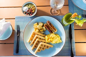 Kokomo Botanical Resort - Caribbean Family Cottages