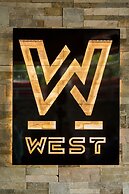 Kokomo Botanical Resort - Caribbean Family Cottages