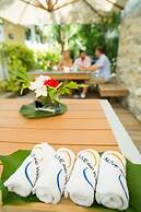 Kokomo Botanical Resort - Caribbean Family Cottages