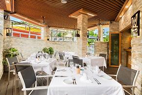 Kokomo Botanical Resort - Caribbean Family Cottages