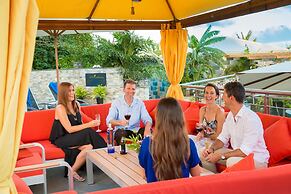 Kokomo Botanical Resort - Caribbean Family Cottages