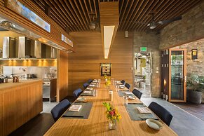 Kokomo Botanical Resort - Caribbean Family Cottages