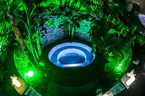 Kokomo Botanical Resort - Caribbean Family Cottages