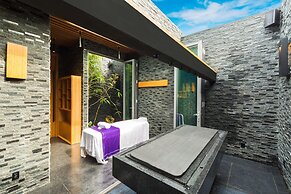 Kokomo Botanical Resort - Caribbean Family Cottages