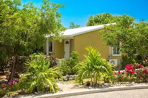 Kokomo Botanical Resort - Caribbean Family Cottages