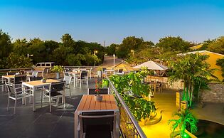 Kokomo Botanical Resort - Caribbean Family Cottages