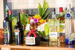 Kokomo Botanical Resort - Caribbean Family Cottages