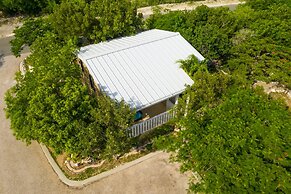 Kokomo Botanical Resort - Caribbean Family Cottages