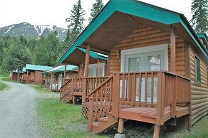 Gwin's Lodge & Roadhouse Est. 1952