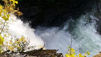 Gwin's Lodge & Roadhouse Est. 1952